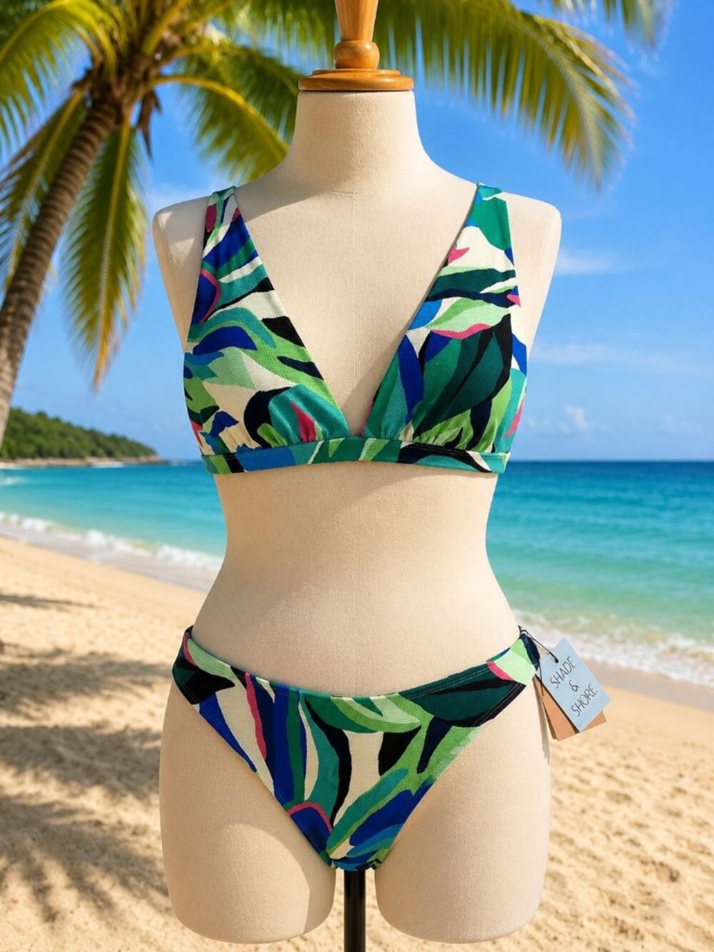 Shade & Shore sizes Large 12-14 Tropical Print Triangle Bikini Set - Low Rise